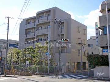 六甲シャトレ篠原の外観(北東側から)