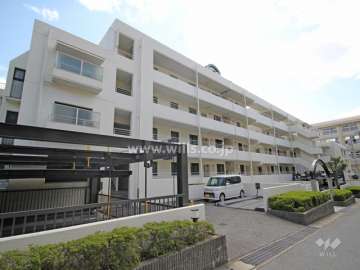 六甲パークハイムの外観(北東側より)