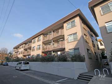 六甲ビューハイツＣ棟の外観(南東側から)