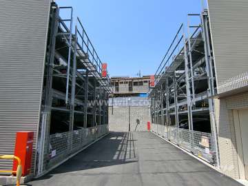 敷地内駐車場（屋外機械式）