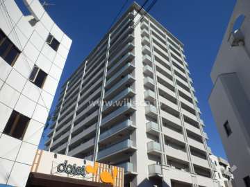 ローレルコート豊中の外観（南東側から）