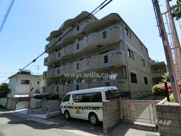 ルネ六甲八幡町の外観（北東側から）