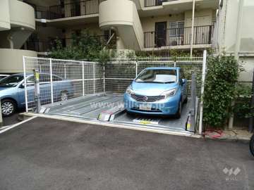 敷地内駐車場（機械式）