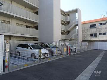 敷地内駐車場（屋外機械式）