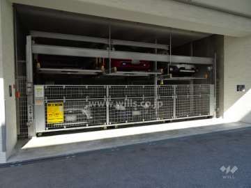 敷地内駐車場（屋内機械式）