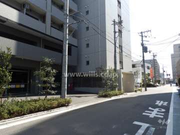 敷地西側の前面道路※敷地北側は国道479号線(内環状線)