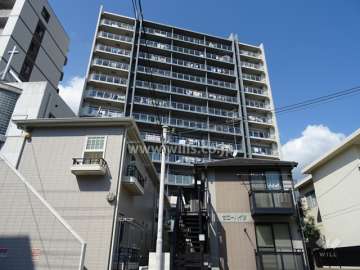シティハウス神戸大石の外観（南東側から）