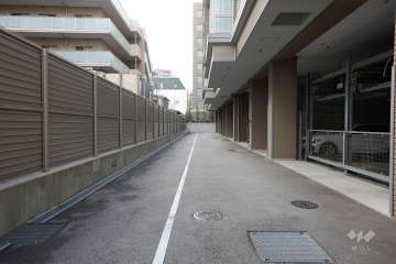 敷地内駐車場（屋内機械式）