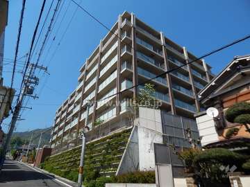 エルグレースジオ六甲の外観（南西側から）