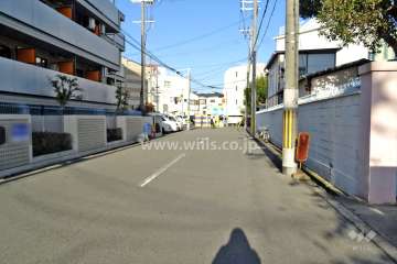 北西側前面道路（南西側から）