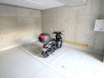 バイク置き場