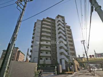 ハイネスクラウズ上新庄の外観(南側から)