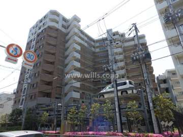 アウレリア上新庄ペアパークスの外観（北東側から）