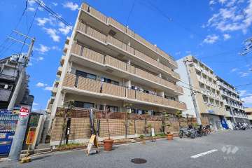 朝日プラザ上新庄の外観（南西側から）