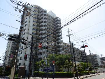 コスモザパークスイースト１の外観（北東側から）