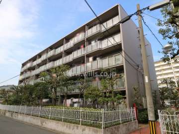 フローラ瑞光A棟の外観(南東側から)