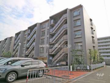 フローラ瑞光A棟の外観(北東側から)