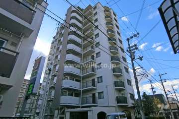 淡路パークハイツ1番館の外観（北東側から）