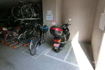バイク置場