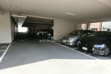 敷地内駐車場（屋内平面式）