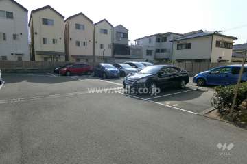 敷地内駐車場（屋外平面式）