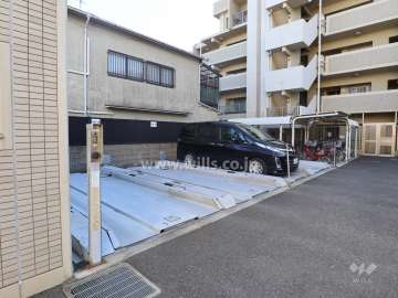 敷地内駐車場(屋外機械式)