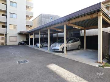 敷地内駐車場(屋外平面式)