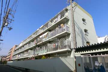 グリーンエクセル東淀川の外観（南東側から）