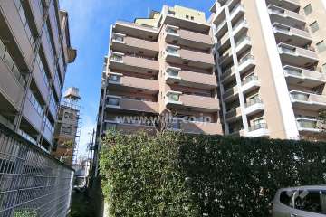 ラウムズ菅原サウスヒルの外観（南東側から）