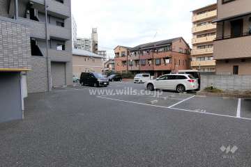敷地内駐車場（屋外平面式）
