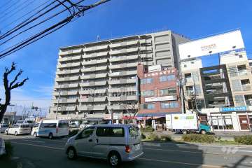 淡路第２ダイヤモンドハイム（南東側から）