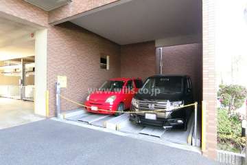 敷地内駐車場（屋内機械式）