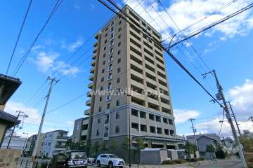 パークプラザ淡路菅原の外観（北西側から）