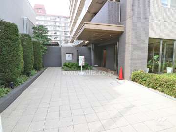 エントランスアプローチ