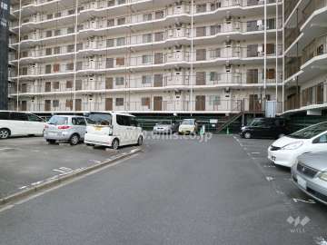 敷地内駐車場(屋外平面式)