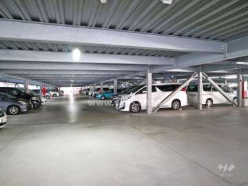 敷地内駐車場(屋内平面式)