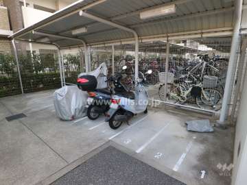 バイク置き場