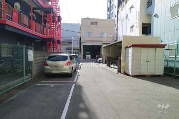 敷地内駐車場(屋外平面式)