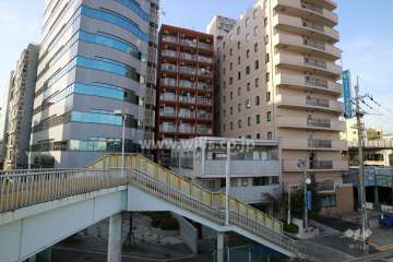 ライオンズマンション新大阪の外観（南東側から）