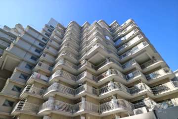 エバーグリーン淀川1号棟の外観（東側から）