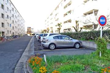 敷地内駐車場(屋外平面式)