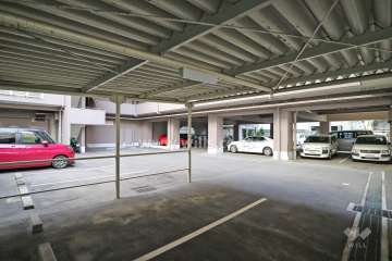 敷地内駐車場(屋外平面式・屋内平面式)