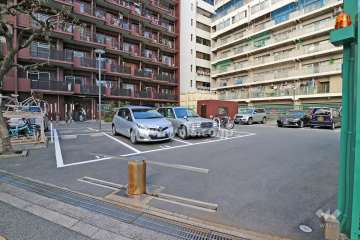 敷地内駐車場(屋外平面式)