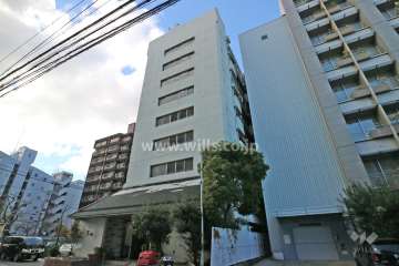 ネオライフ新大阪東棟の外観（東側から）