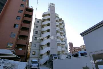 ベルアーバ二ティ上新庄の外観（北東側から）