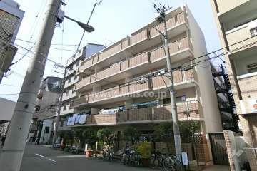 朝日プラザ上新庄Ⅱの外観（南東側から）