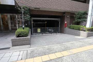 敷地内駐車場(屋内機械式)