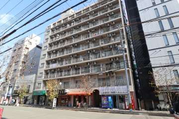 メゾン第3新大阪の外観(南西側から)