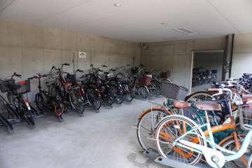 駐輪場(屋内ラック式)
