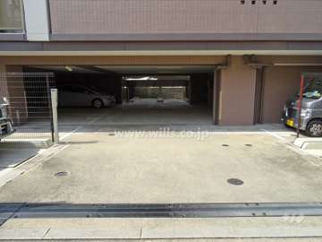 敷地内駐車場（屋内平面式、屋外機械式）